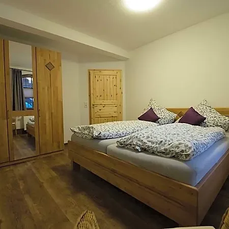 Heuhotel Und Gaestehaus Kohlstaedt فندق