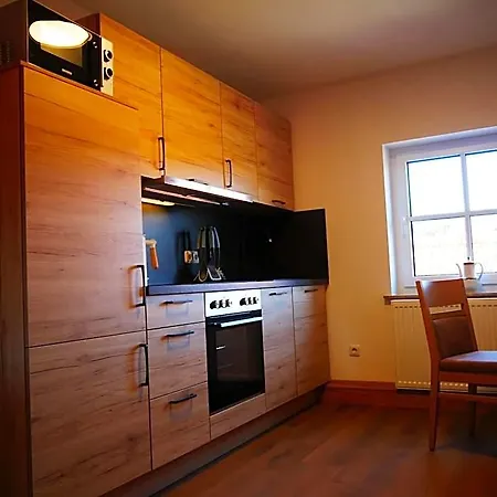 Heuhotel Und Gaestehaus Kohlstaedt فندق 3*